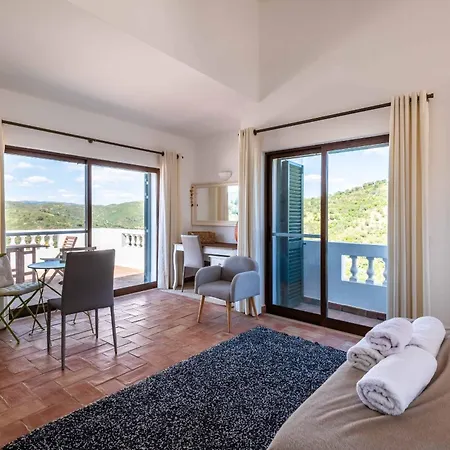 Villa Eiras Altas Grande By Portucasa