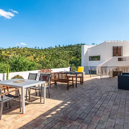 Eiras Altas Grande By Portucasa Corte Vidreiro