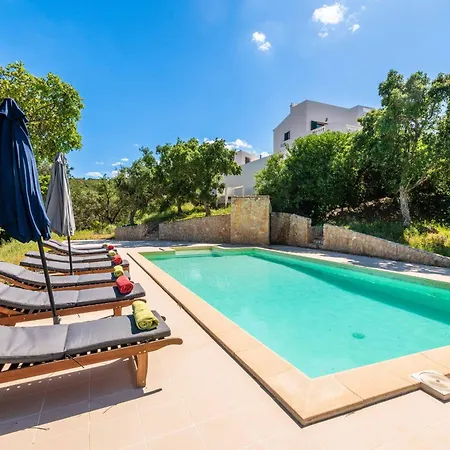 Villa Eiras Altas Grande By Portucasa Corte Vidreiro