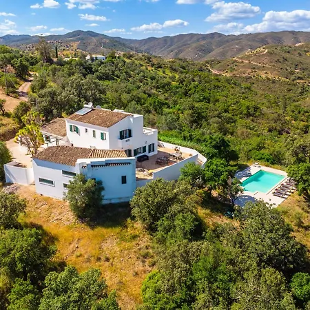 Villa Eiras Altas Grande By Portucasa Corte Vidreiro