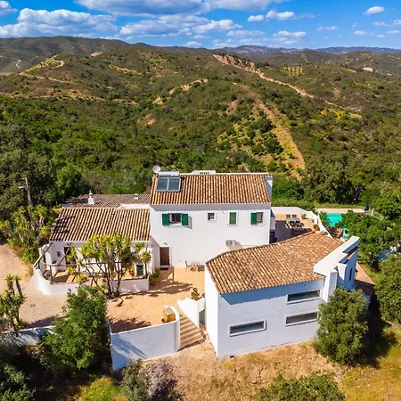 Eiras Altas Grande By Portucasa