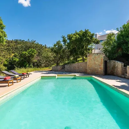 Villa Eiras Altas Grande By Portucasa