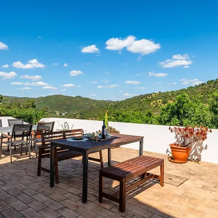 Eiras Altas Grande By Portucasa