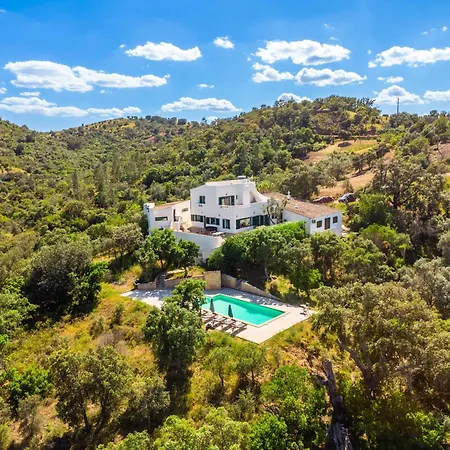 Eiras Altas Grande By Portucasa Corte Vidreiro