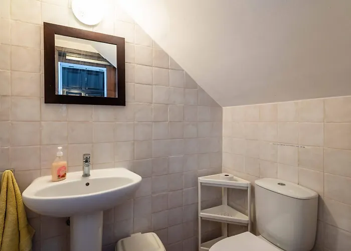 Villa Eiras Altas Grande By Portucasa *