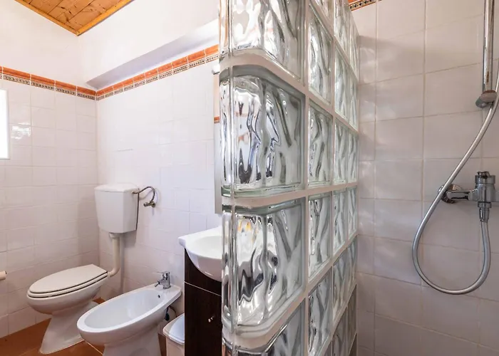 Eiras Altas Grande By Portucasa