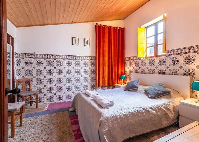 Eiras Altas Grande By Portucasa Corte Vidreiro