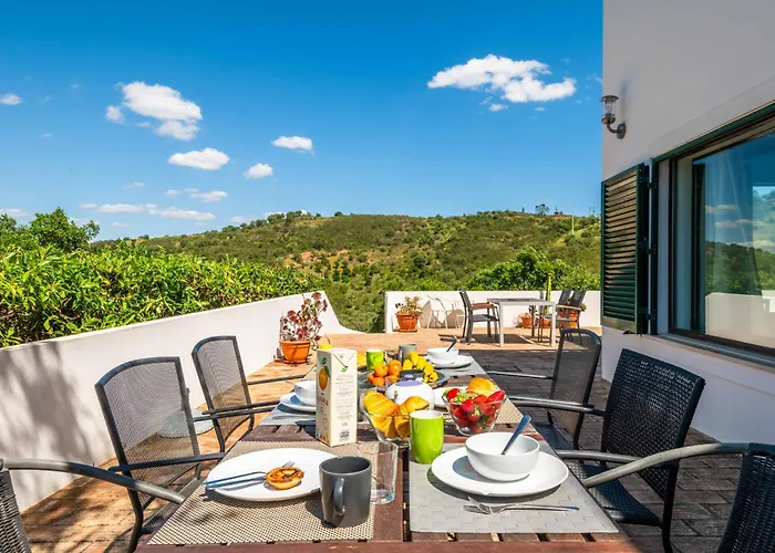 Eiras Altas Grande By Portucasa