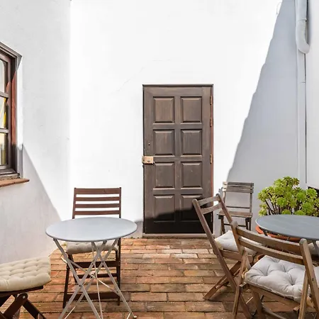 Eiras Altas Grande By Portucasa Corte Vidreiro